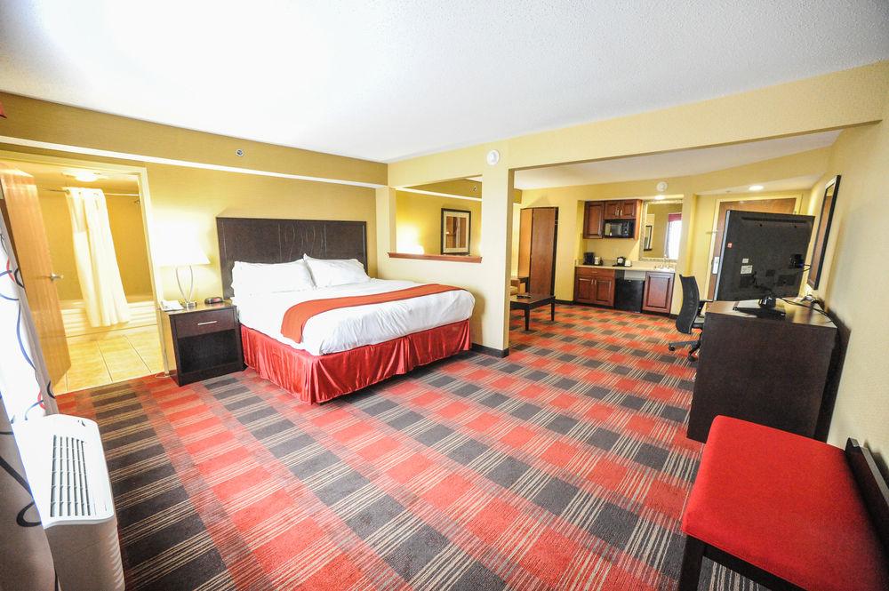 Holiday Inn Express Hotel & Suites Bowling Green By Ihg Dış mekan fotoğraf