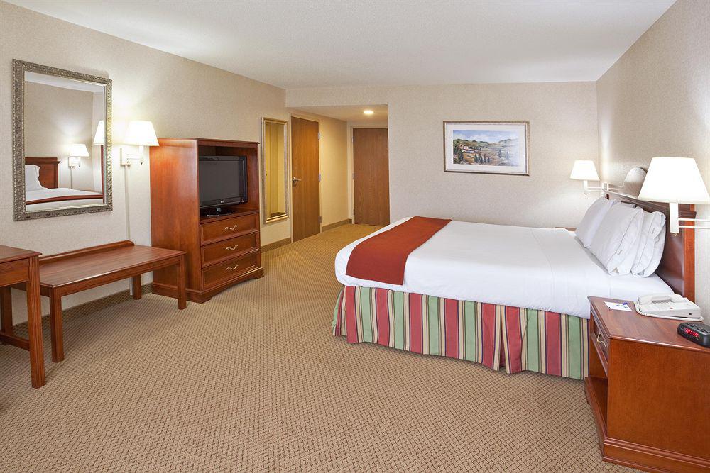 Holiday Inn Express Hotel & Suites Bowling Green By Ihg Oda fotoğraf