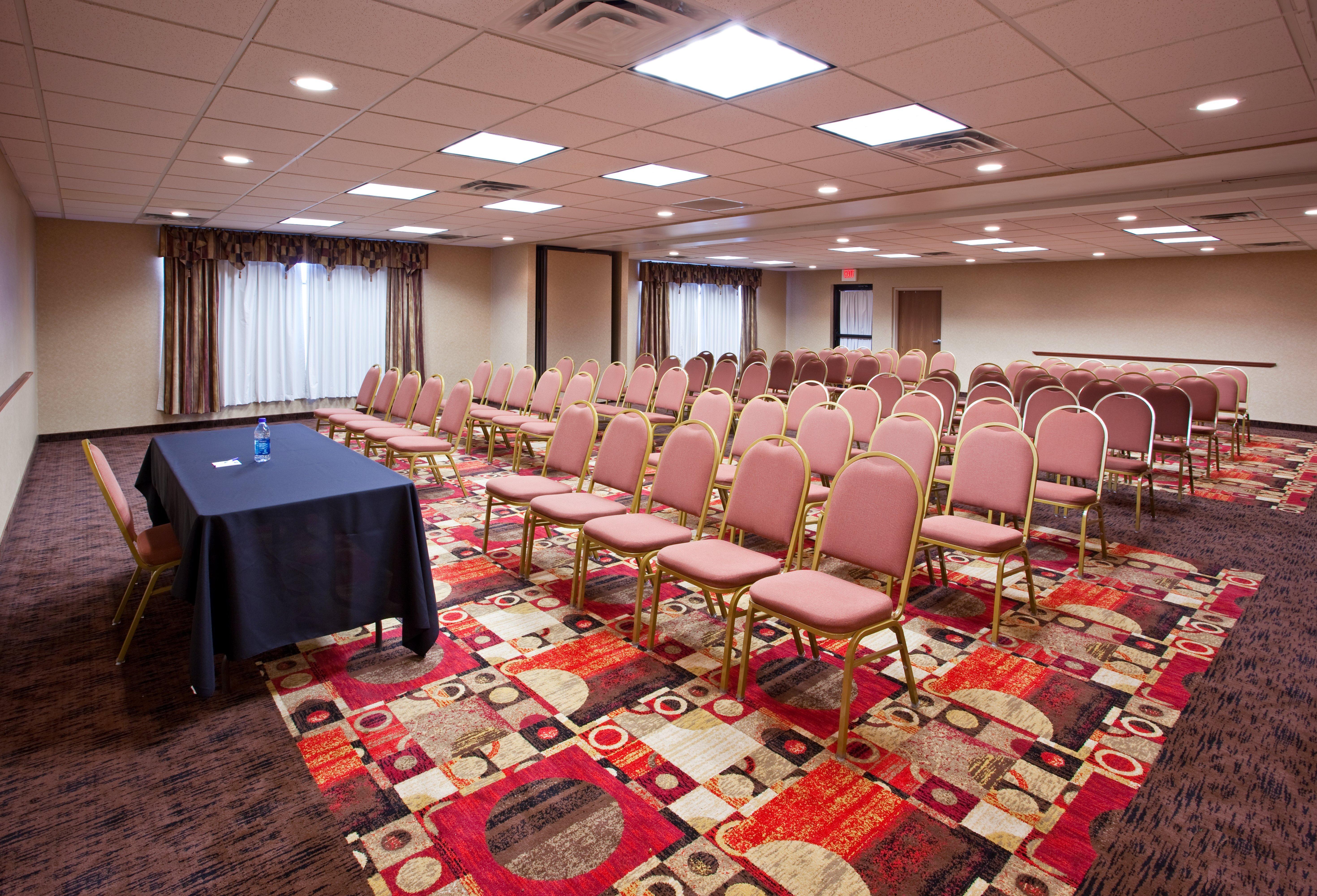 Holiday Inn Express Hotel & Suites Bowling Green By Ihg Dış mekan fotoğraf