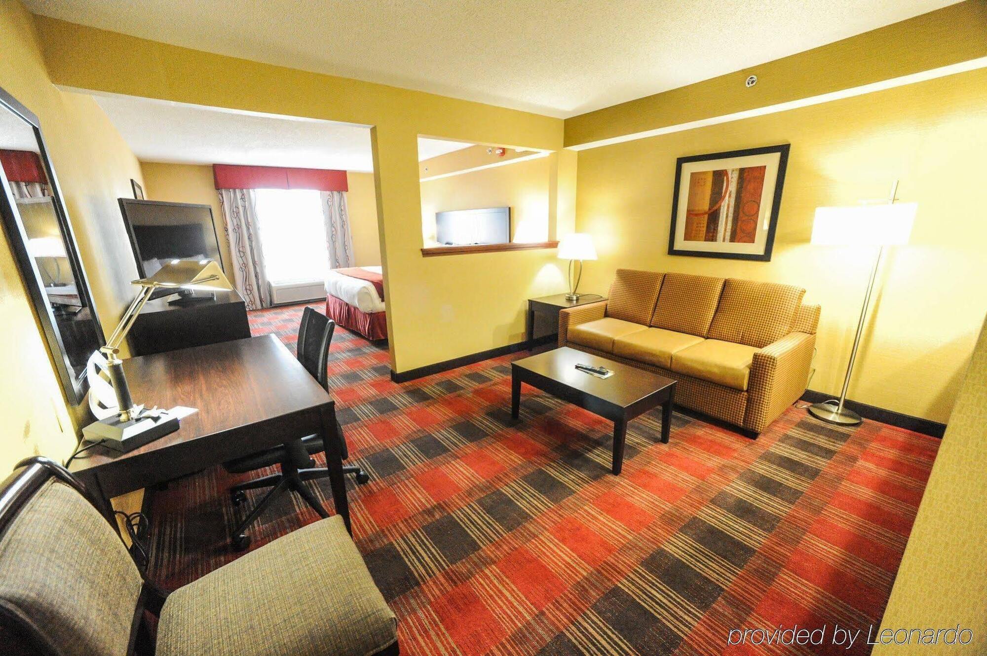 Holiday Inn Express Hotel & Suites Bowling Green By Ihg Dış mekan fotoğraf